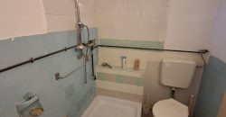 Felújítandó, 3 és fél szobás, családi ház, garázzsal, Úriban eladó!