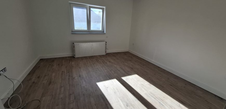 Felújított, tehermentes, klímás, teraszos, családi ház Sülysápon eladó