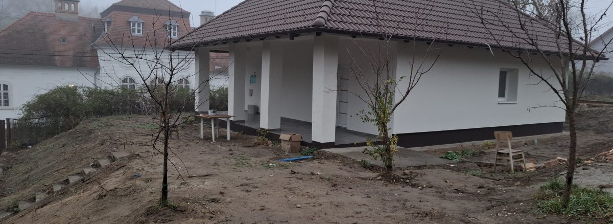 Felújított, tehermentes, klímás, teraszos, családi ház Sülysápon eladó