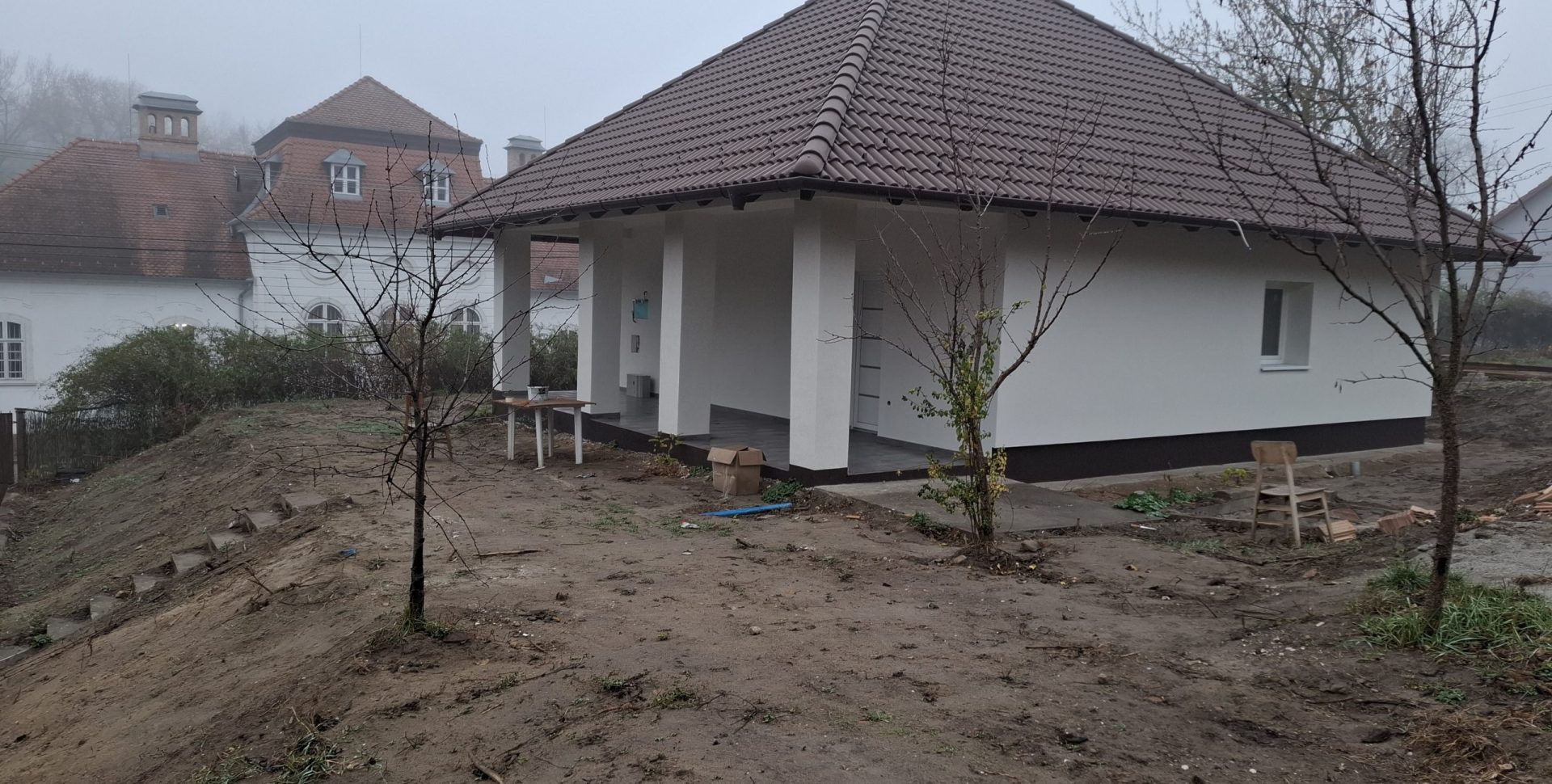 Felújított, tehermentes, klímás, teraszos, családi ház Sülysápon eladó