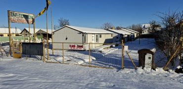 Gksz-6 övezeti telek, raktárépületekkel, építési engedéllyel, Monoron!