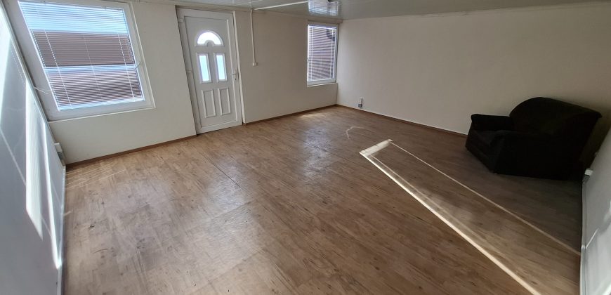 Gksz-6 övezeti telek, raktárépületekkel, építési engedéllyel, Monoron!