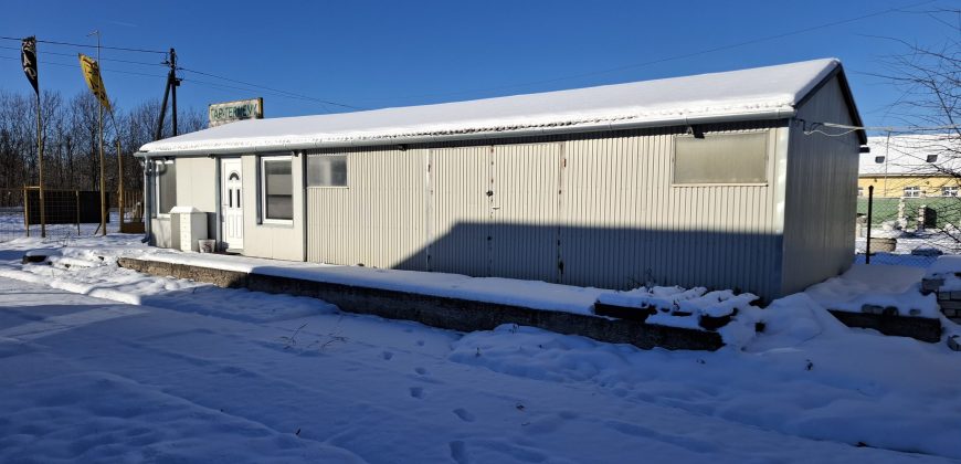 Gksz-6 övezeti telek, raktárépületekkel, építési engedéllyel, Monoron!