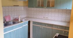 Részben felújított, 3 szobás, családi ház, garázzsal, Úriban eladó!