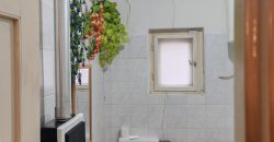 Részben felújított, 3 szobás, családi ház, garázzsal, Úriban eladó!