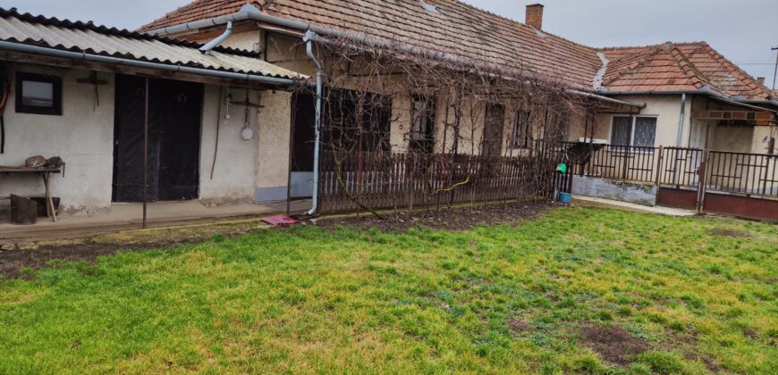 Családi ház eladó Porcsalmán