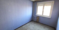 Kecskemét Széchenyivárosban NYÍLÁSZÁRÓCSERÉLT, FŰTÉSKORSZERŰSÍTETT, 2 szobás lakás