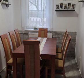 Székesfehérváron Eladó földszinten lévő lakás