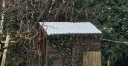 Tükörhegy lábánál Törökbálinton eladó bontandó családi ház