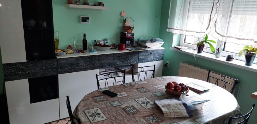 Két generációs családi ház eladó