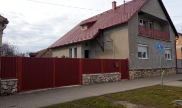 Két generációs családi ház eladó