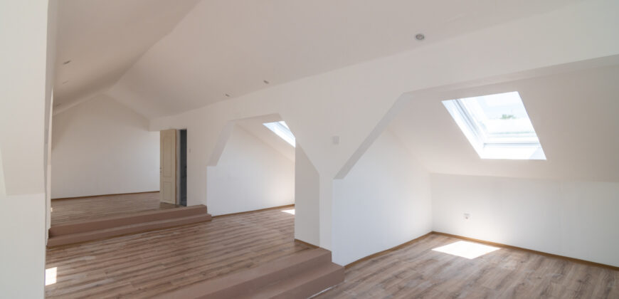 Budapest 20, Kossuthfalva / házrész / tégla / 5 szoba / 107 m²
