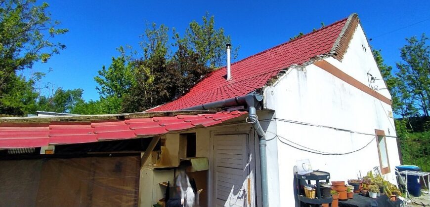 Budapest 21, Szabótelep / ikerház / tégla / 2 szoba / 70 m²