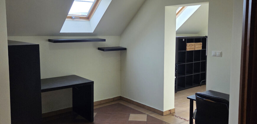 Budapest 21, Szabótelep / ikerház / tégla / 2 szoba / 70 m²