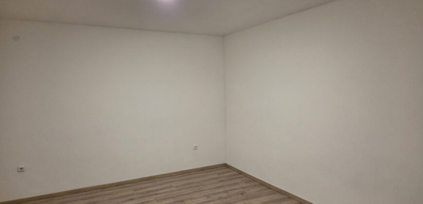 Budapest 20, Kossuthfalva / házrész / tégla / 2 szoba / 63 m²