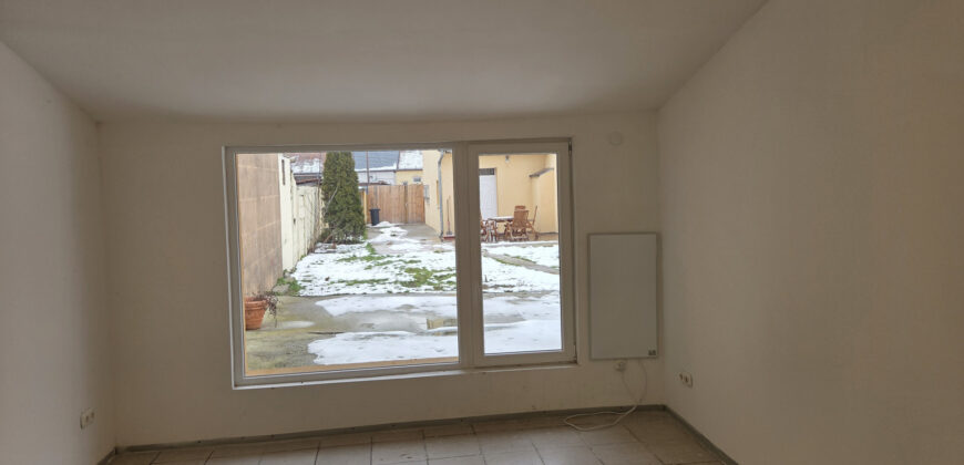Budapest 20, Kossuthfalva / házrész / tégla / 2 szoba / 63 m²